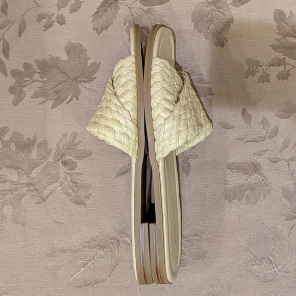 Nine West Havah Flat Sandals, Size 9.5, Like New! EUC - Picture 3 of 8